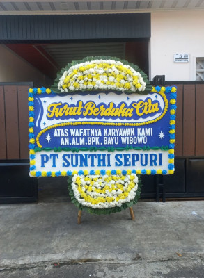 Papan Bunga Duka di Komet